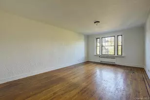 109-14 Ascan Ave, Forest Hills, NY 11375 - Photo 9