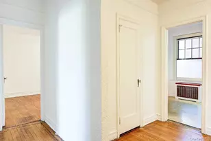 109-14 Ascan Ave, Forest Hills, NY 11375 - Photo 11