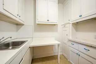 109-14 Ascan Ave, Forest Hills, NY 11375 - Photo 15