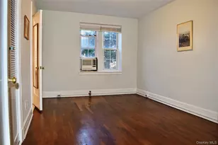 2 Alden Pl, Bronxville, NY 10708 - Photo 9