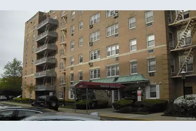 84-39 153 Avenue #3A, Howard Beach, NY 11414 - Photo 3