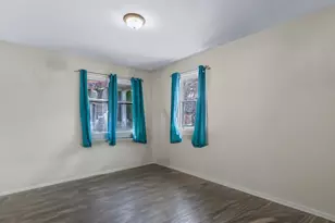 58 Chestnut St, Lynbrook, NY 11563 - Photo 9