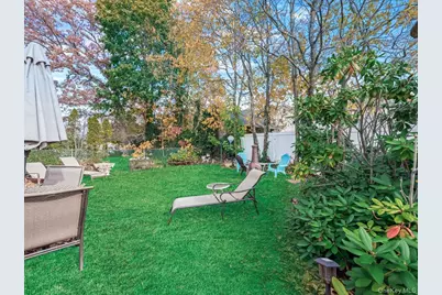 58 Chestnut Street, Lynbrook, NY 11563 - Photo 17