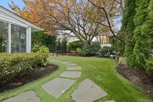 5 Culver Ct, Melville, NY 11747 - Photo 35