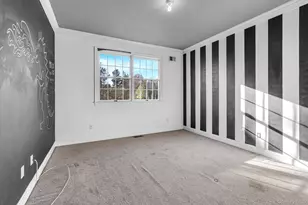 135 Elmwood Dr, Dix Hills, NY 11746 - Photo 17