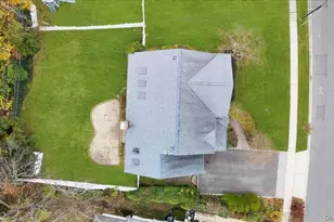 50 Birchwood Park Dr, Jericho, NY 11753 - Photo 21