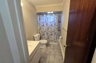 1010 Hempstead Ave, West Hempstead, NY 11552 - Photo 9