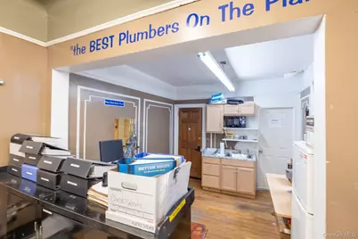 677 Van Nest Avenue, Bronx, NY 10462 - Photo 7