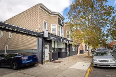 677 Van Nest Avenue, Bronx, NY 10462 - Photo 3