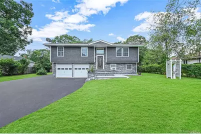 262 N Dunton Avenue, Patchogue, NY 11772 - Photo 1