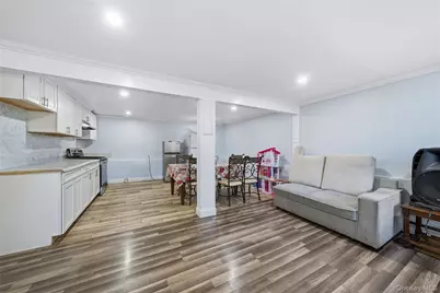 262 N Dunton Avenue, Patchogue, NY 11772 - Photo 15