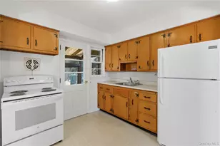 65 Grant Ave, Albertson, NY 11507 - Photo 3