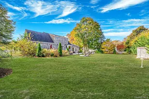 50 Mole Pl, Amityville, NY 11701 - Photo 37