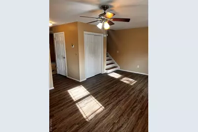 11 Park Manor Court #11, Glen Cove, NY 11542 - Photo 3