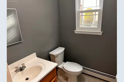 11 Park Manor Court #11, Glen Cove, NY 11542 - Photo 9