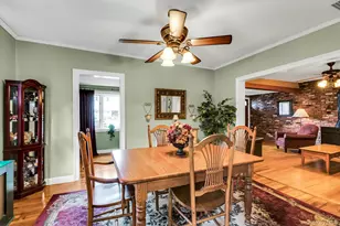 36 Roslyn St, Islip Terrace, NY 11752 - Photo 9