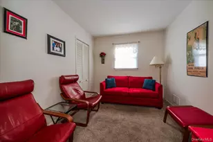 580 Heathcliff Dr, Seaford, NY 11783 - Photo 11