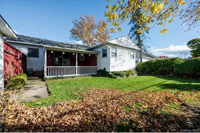 580 Heathcliff Drive, Seaford, NY 11783 - Photo 25