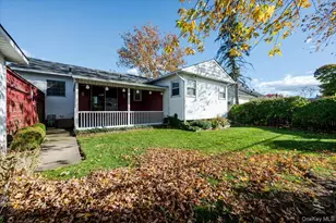 580 Heathcliff Dr, Seaford, NY 11783 - Photo 25