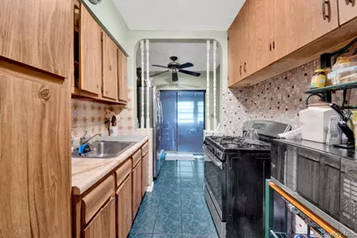 3302 Colden Avenue, Bronx, NY 10469 - Photo 9