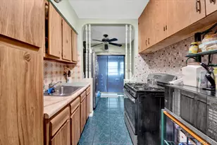 3302 Colden Ave, Bronx, NY 10469 - Photo 9