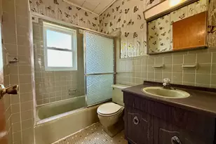 64-41 60th Ave, Maspeth, NY 11378 - Photo 15