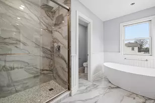 2 Griffin Ln, Syosset, NY 11791 - Photo 21