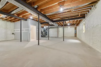 2 Griffin Lane, Syosset, NY 11791 - Photo 33