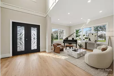 2 Griffin Lane, Syosset, NY 11791 - Photo 5