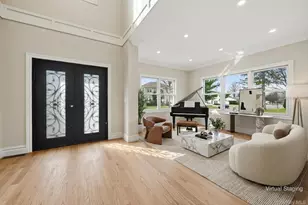 2 Griffin Ln, Syosset, NY 11791 - Photo 5