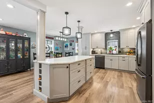 184 Quaker St, Wallkill, NY 12589 - Photo 11