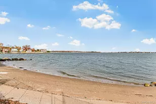 1110 Stadium Ave, Bronx, NY 10465 - Photo 19