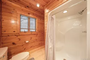 445 N Quaker Ln, Hyde Park, NY 12538 - Photo 27