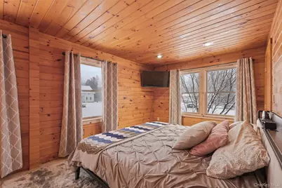 445 N Quaker Lane, Hyde Park, NY 12538 - Photo 19