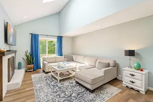 69 Lauren Ave, Dix Hills, NY 11746 - Photo 15