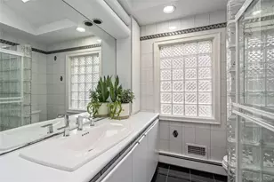 69 Lauren Ave, Dix Hills, NY 11746 - Photo 25