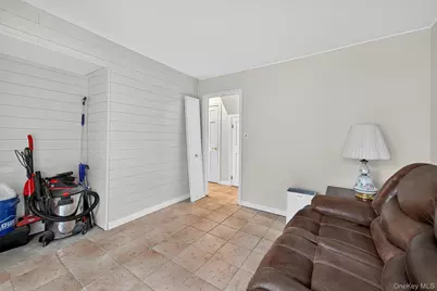 126 Mountaindale Road, Yonkers, NY 10710 - Photo 21