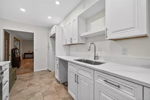 126 Mountaindale Rd, Yonkers, NY 10710 - Photo 17