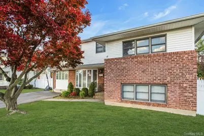 22 Schuyler Drive, Commack, NY 11725 - Photo 3