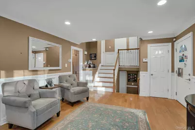 22 Schuyler Drive, Commack, NY 11725 - Photo 11