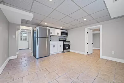 63 Cedar Avenue, Farmingdale, NY 11735 - Photo 15