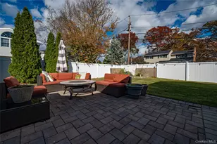 1 Freedom Ct, Babylon, NY 11702 - Photo 21