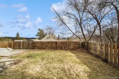 32 Shawnee Road, Putnam Valley, NY 10579 - Photo 15