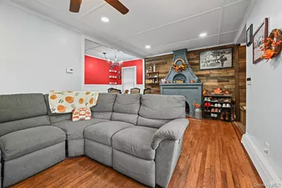 60 Montauk Avenue, Merrick, NY 11566 - Photo 5