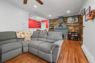 60 Montauk Ave, Merrick, NY 11566 - Photo 5