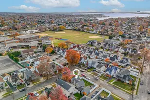 60 Montauk Ave, Merrick, NY 11566 - Photo 19