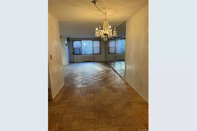 70-25 Yellowstone Blvd #1 Y, Forest Hills, NY 11375 - Photo 5