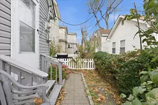 20 Magnolia Pl, Bronx, NY 10465 - Photo 13
