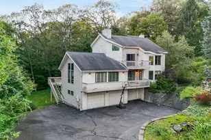 25 S Ridge Rd, Pomona, NY 10970 - Photo 3