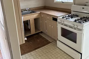 724 Locksley Rd, Yorktown Heights, NY 10598 - Photo 3